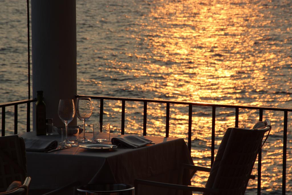 翁贝托阿迈尔酒店 Forio di Ischia 客房 照片