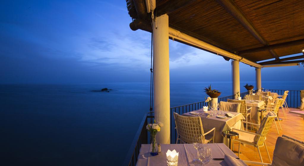 翁贝托阿迈尔酒店 Forio di Ischia 客房 照片
