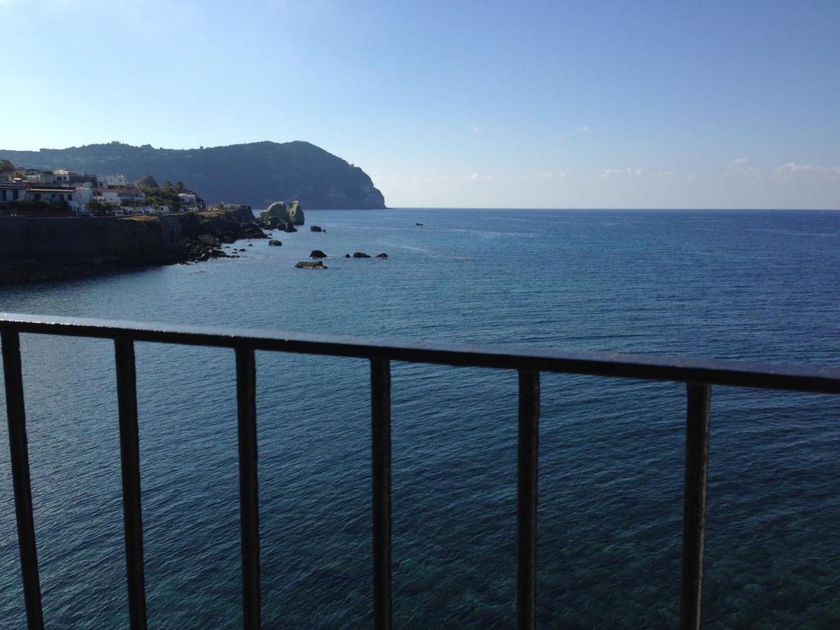 翁贝托阿迈尔酒店 Forio di Ischia 外观 照片