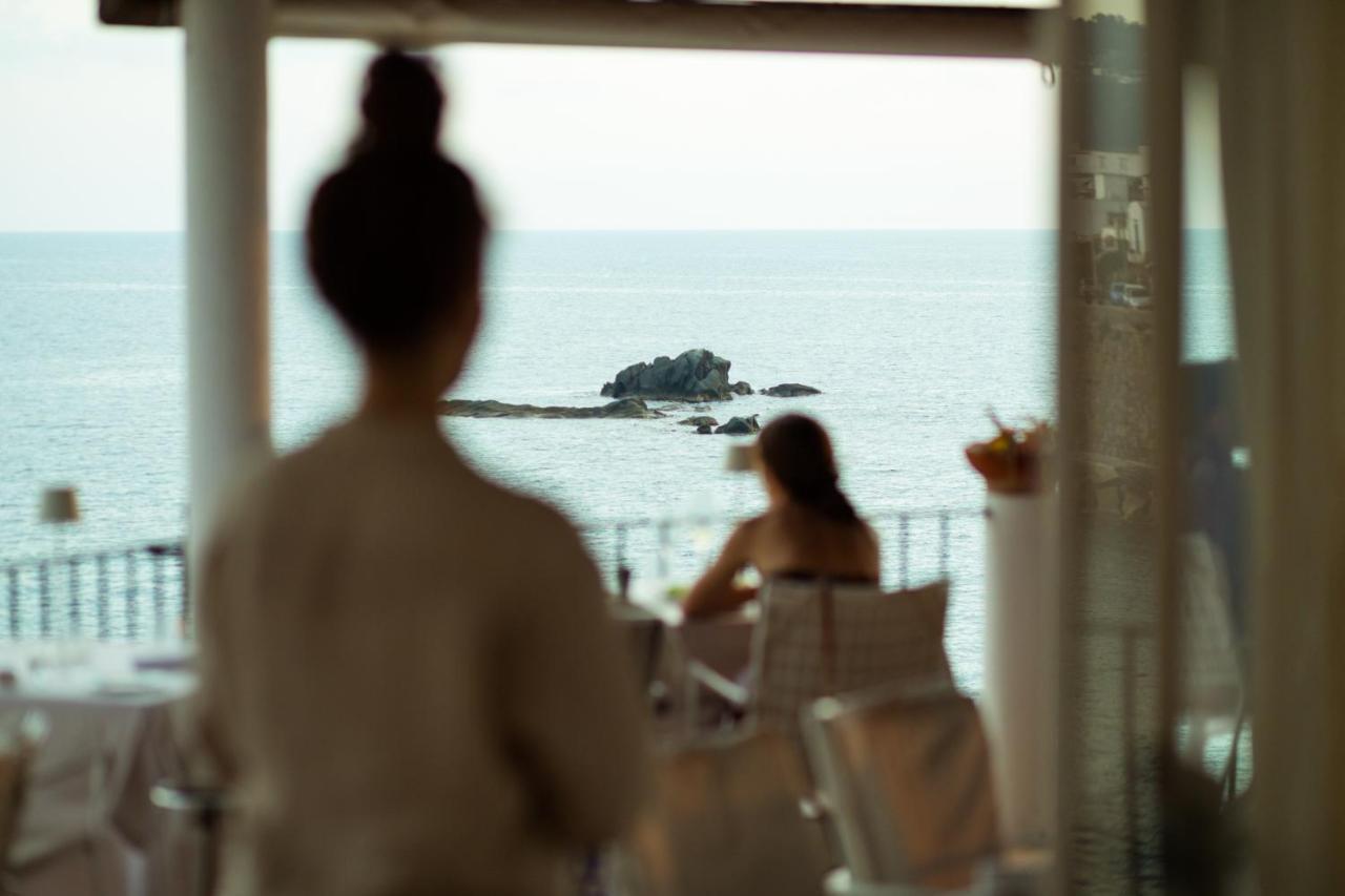 翁贝托阿迈尔酒店 Forio di Ischia 外观 照片