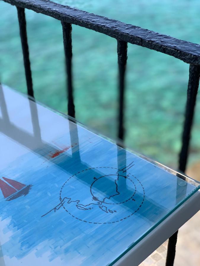 翁贝托阿迈尔酒店 Forio di Ischia 外观 照片