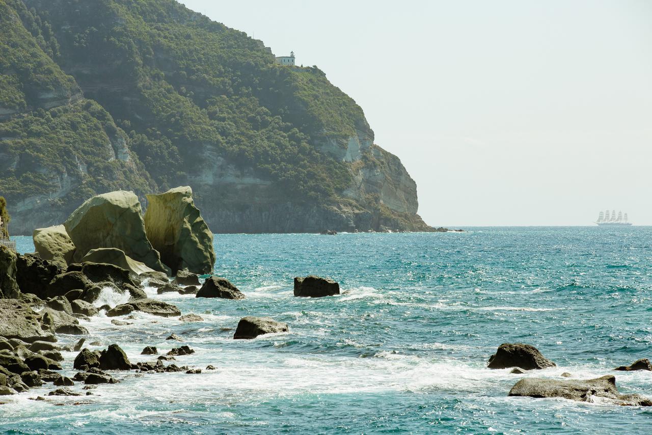 翁贝托阿迈尔酒店 Forio di Ischia 外观 照片